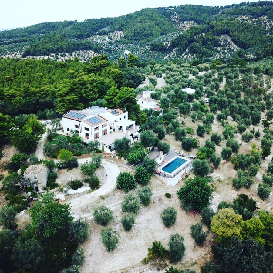 B&B Zia Ni Peschici Bagian luar foto