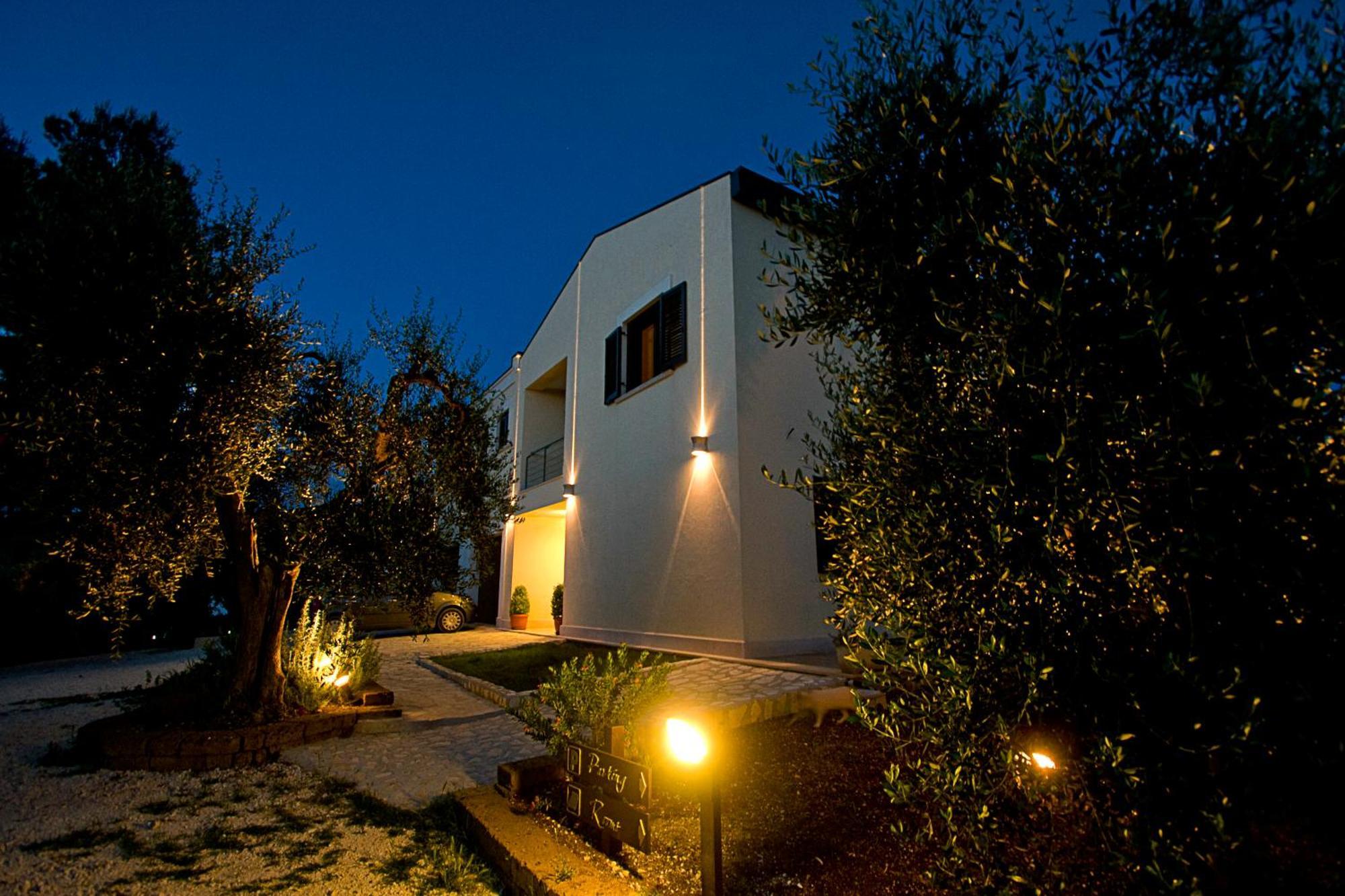 B&B Zia Ni Peschici Bagian luar foto