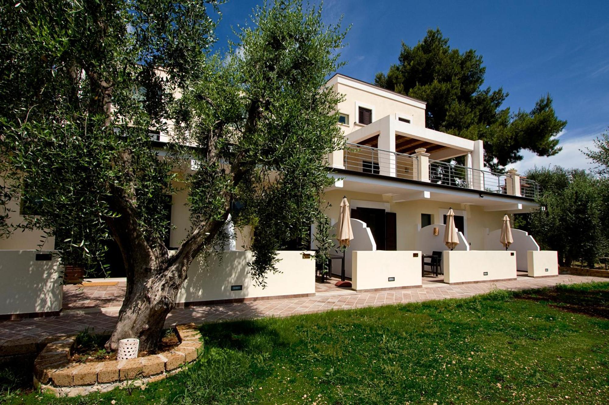 B&B Zia Ni Peschici Bagian luar foto
