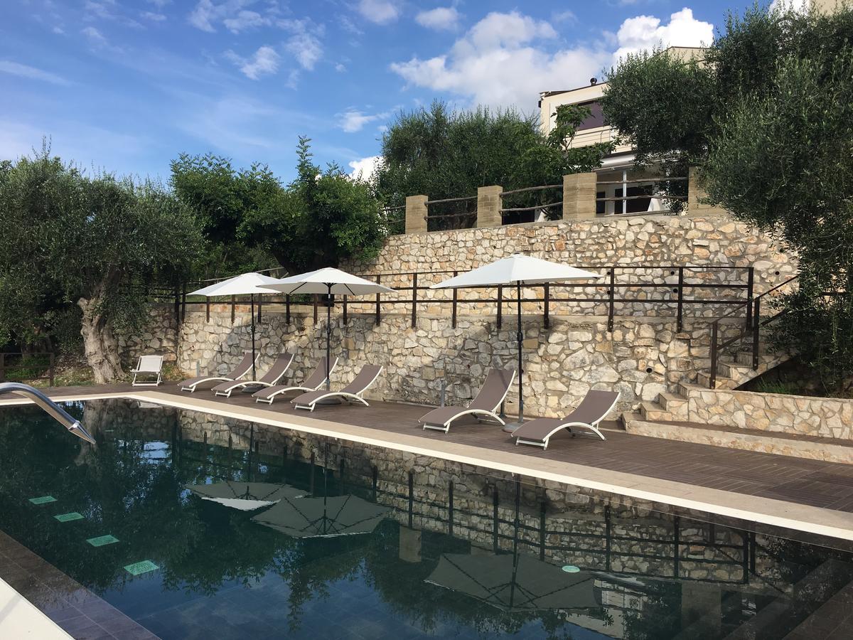 B&B Zia Ni Peschici Bagian luar foto